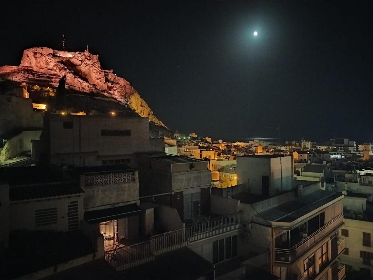 Corazon De Alicante Con Vistas Al Mar Y Al Castillo Eksteriør bilde