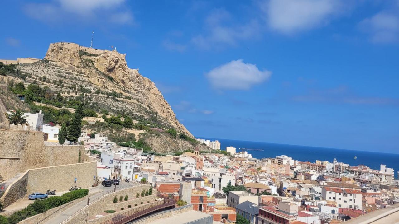 Corazon De Alicante Con Vistas Al Mar Y Al Castillo Eksteriør bilde